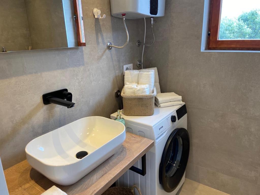 Vacation House Rubi Дубровник Екстериор снимка